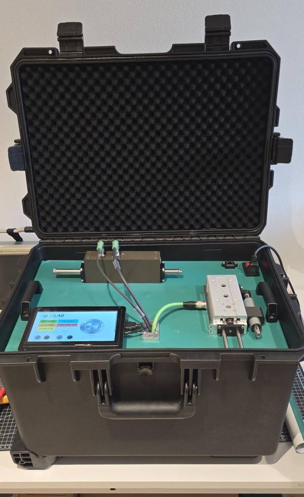 demo_case_2.jpg demo_case_2.jpg